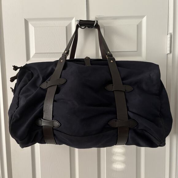 Vintage CC Filson Duffle Bag Navy Twill Leather RARE 23” - Picture 2 of 8